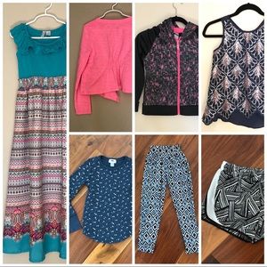 Girls Clothing Bundle - Sizes: Medium (7-8)